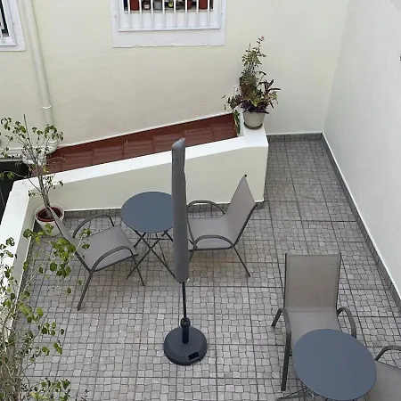 Mouraria - דירה *